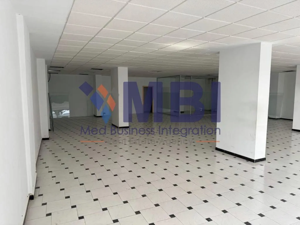 Local Commercial à Louer – Centre Ville Nejma L.N.T.2178 - طنجة