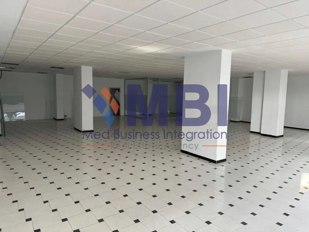 Local Commercial à Louer – Centre Ville Nejma L.N.T.2178 - طنجة (2)