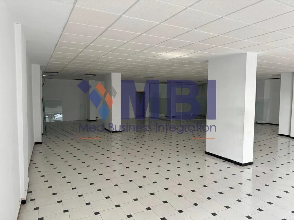Local Commercial à Louer – Centre Ville Nejma L.N.T.2178 - طنجة (4)