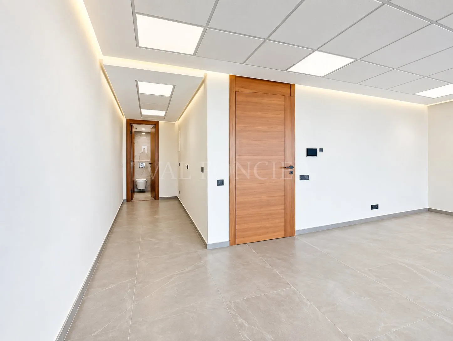 À louer – Plateau bureau haut standing de 67 m² – Rond-point Bachkou, Casablanca - الدار البيضاء (2)