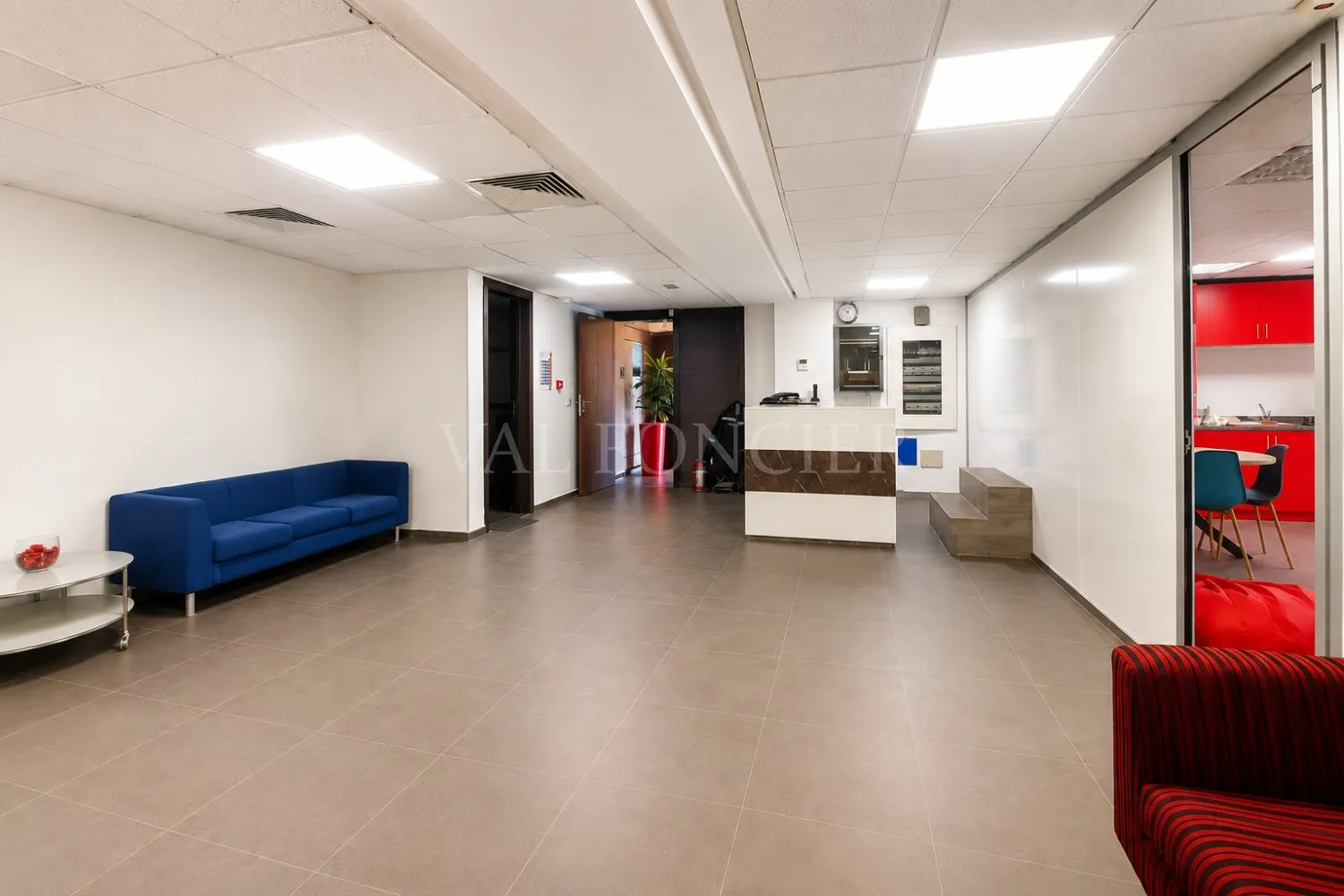 Location plateau bureau 300m2, Quartier d'affaires Sidi Maarouf - الدار البيضاء (2)