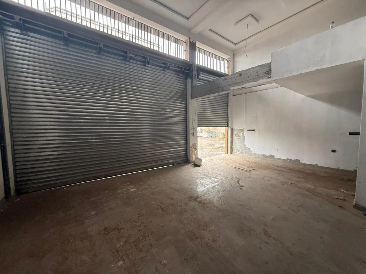 Dar Bouazza –Location Local commercial 320 m² - دار بوعزة