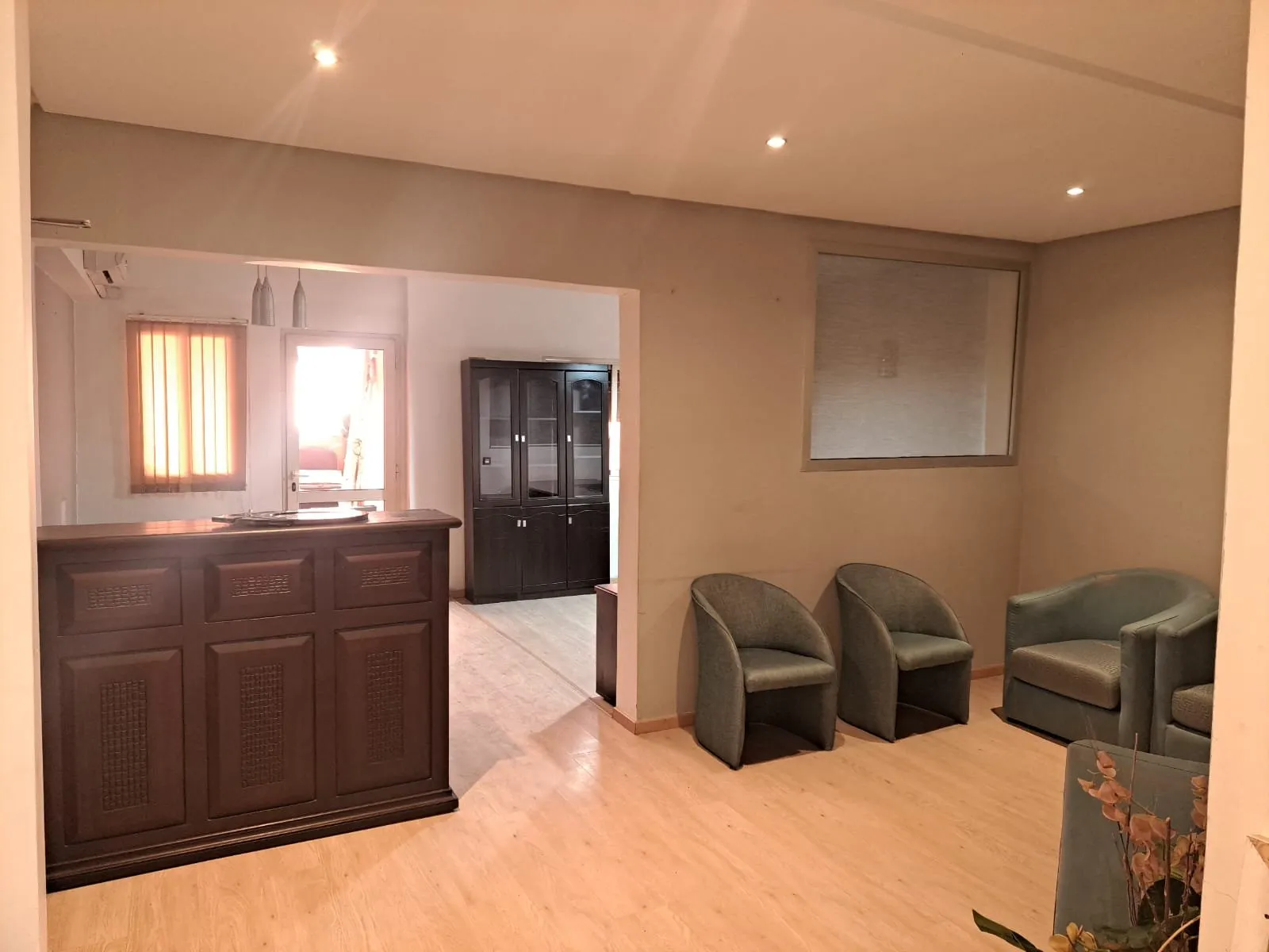 Bureau à louer 100 m² Guéliz Marrakech - مراكش (2)