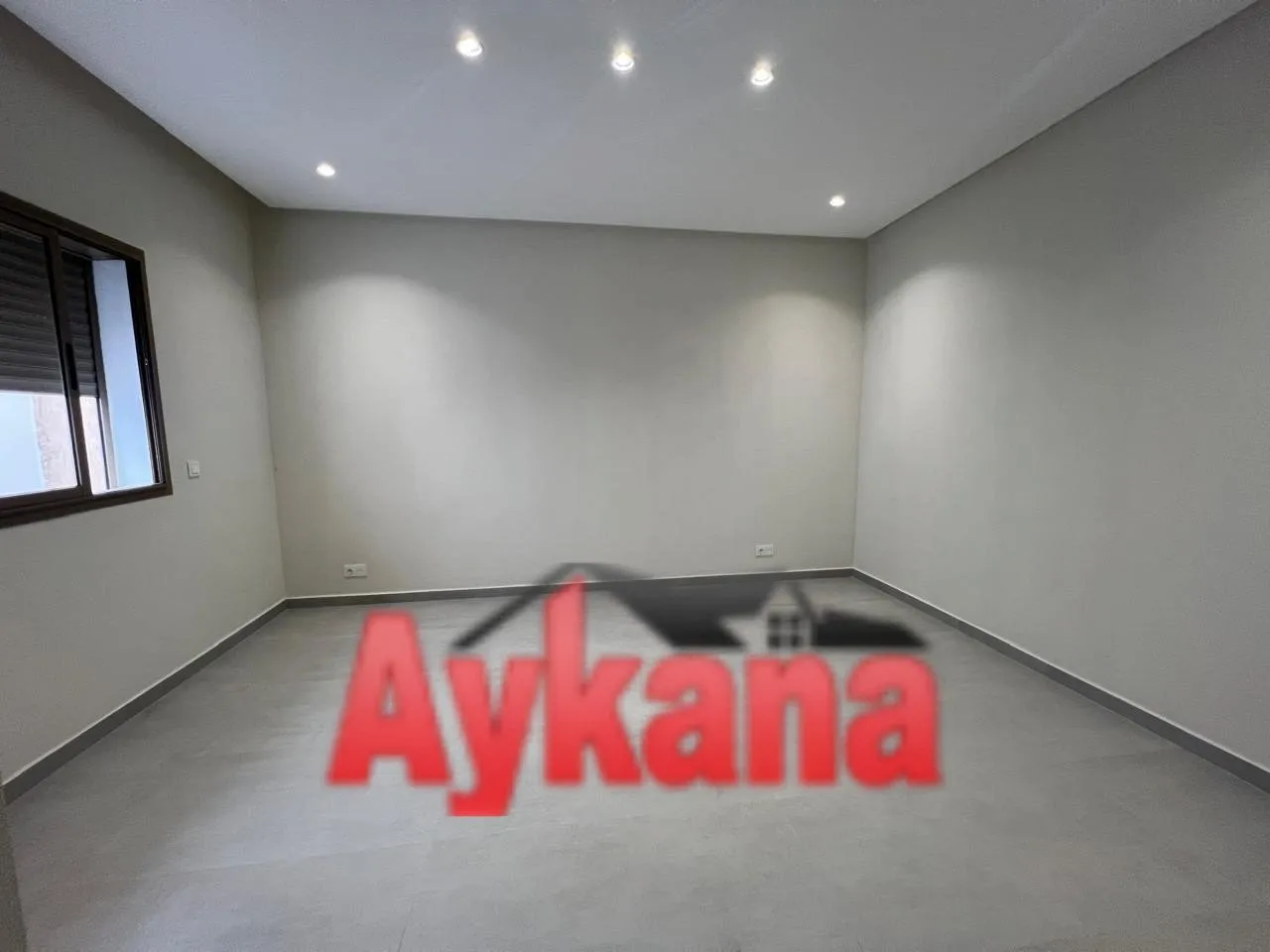 Location bureau neuf à Témara - تمارة (2)