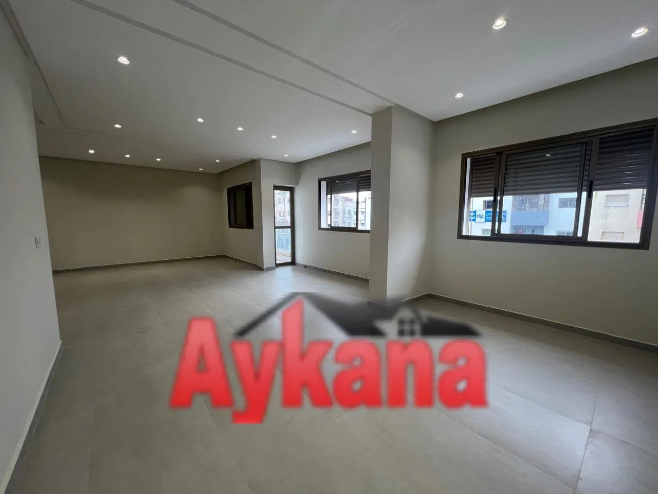 Location Appartement Usage bureau à Témara - تمارة