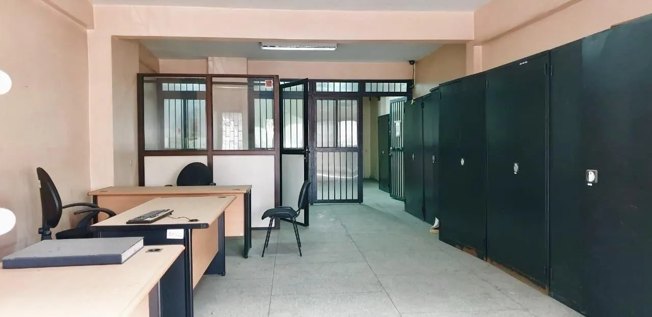 Magasin à louer 160 m² Ibrahim Roudani - الدار البيضاء