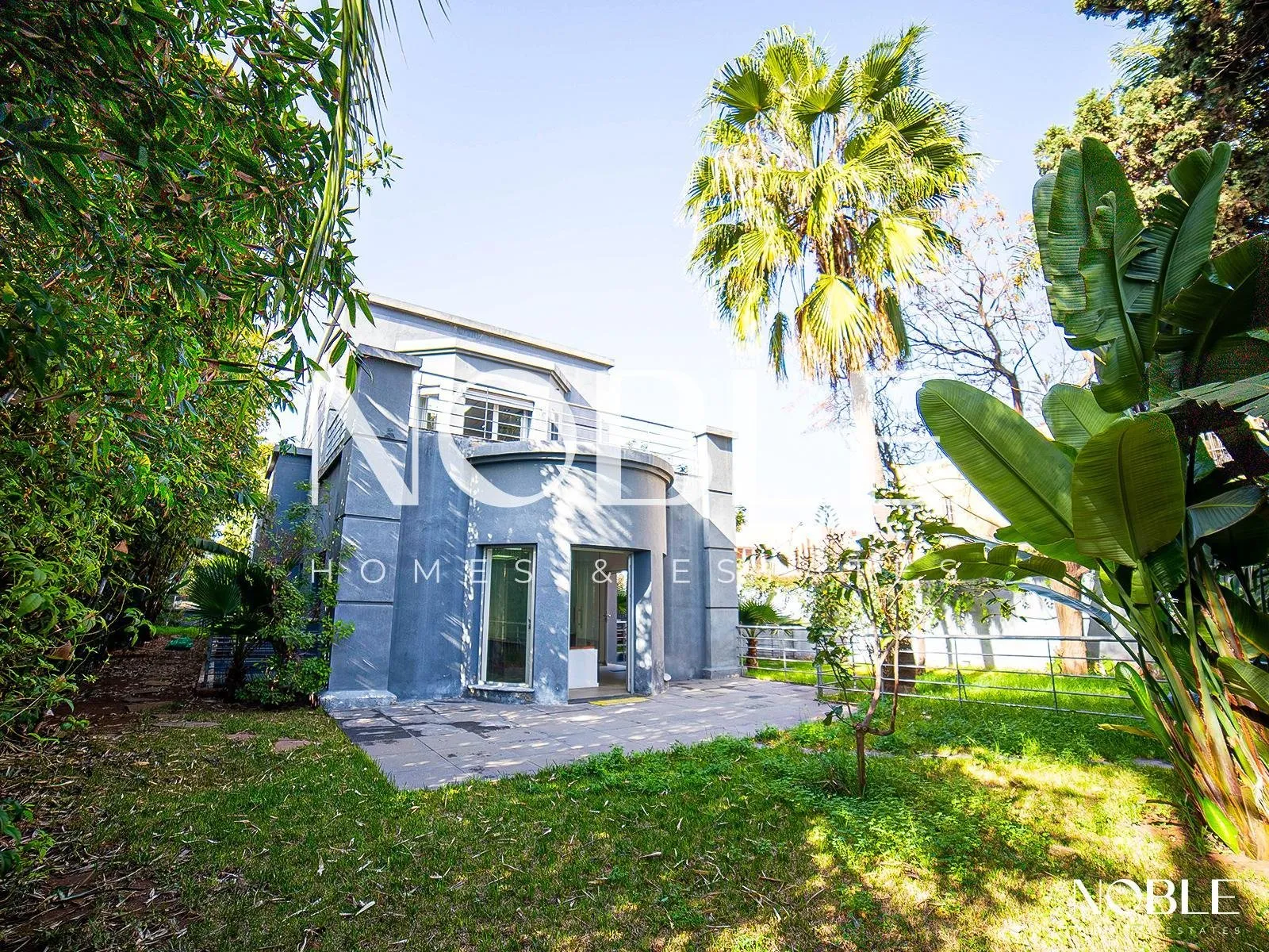 Villa Monoclient à usage de bureaux - Oasis - Casablanca - الدار البيضاء