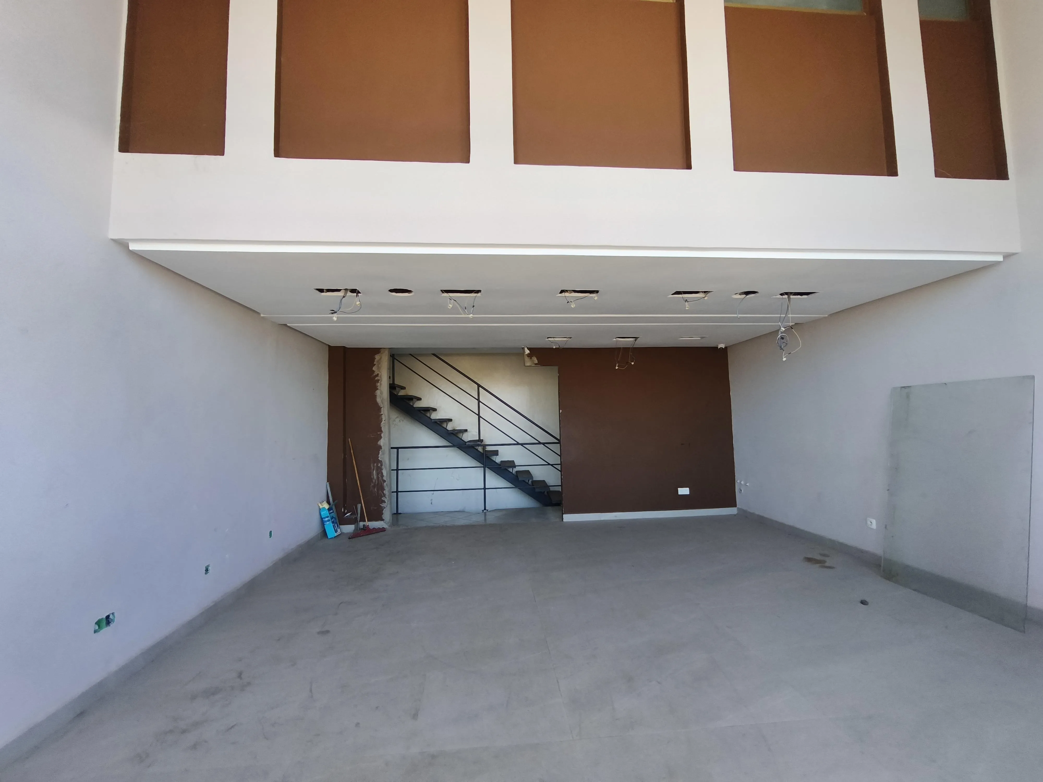 À LOUER – Local commercial 120 m² à Dar Bouazza – Route d’Azemmour - الدار البيضاء (4)