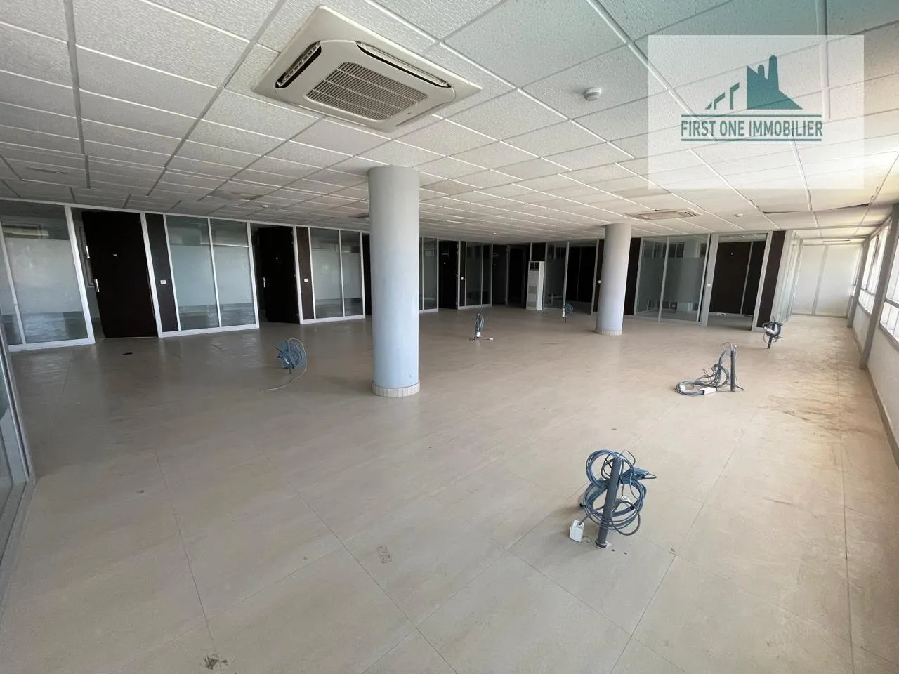 Immeuble professionnel 8800 m² Ain Harrouda - الدار البيضاء