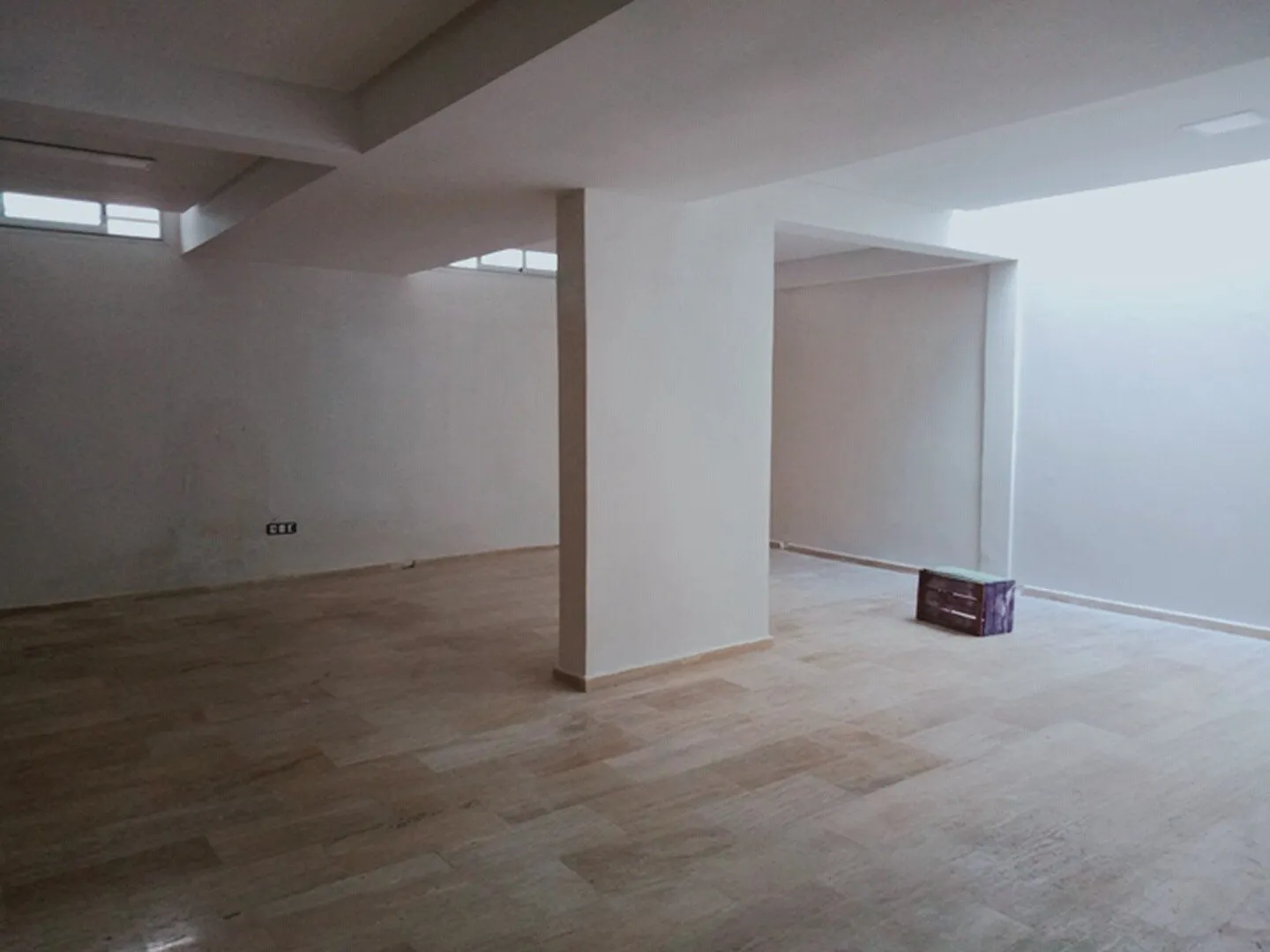 Local commercial à louer à Hay riad Rabat 230m2 - الرباط
