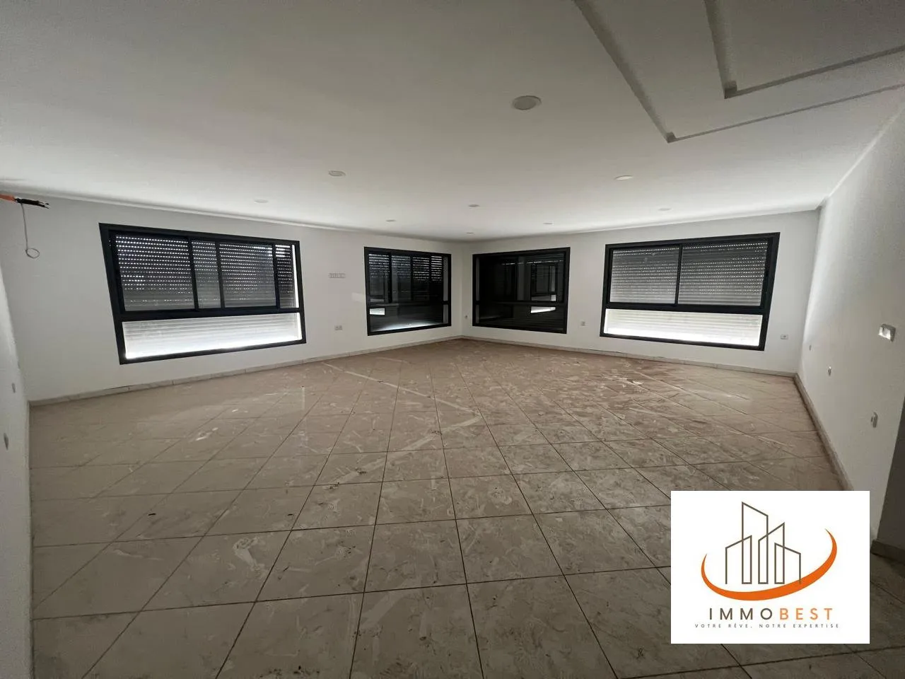 Dar Bouazza, location d’un appartement à usage de bureau 1 CH - الدار البيضاء