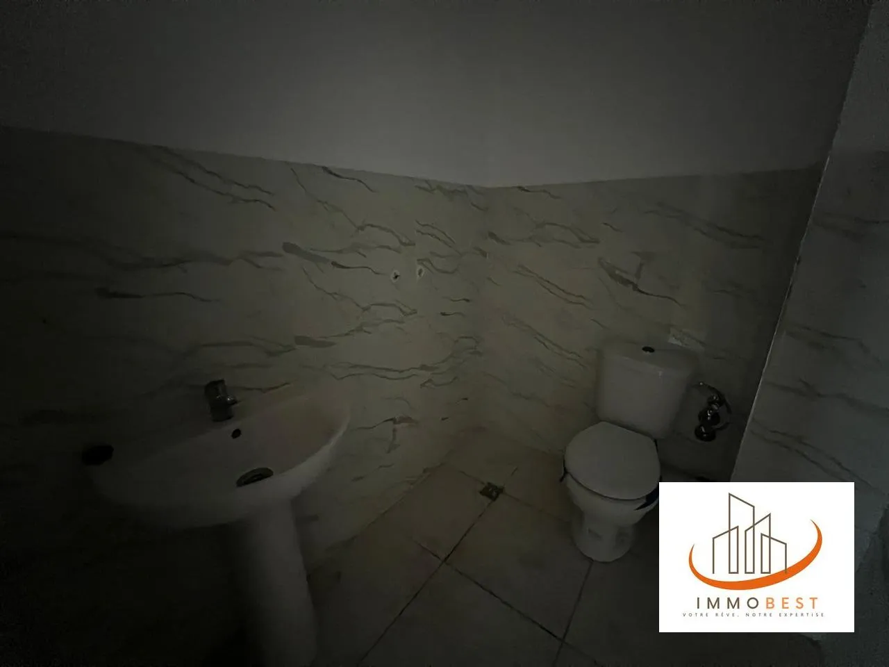 Dar bouazza, location d’un plateau de bureau situé au 1er étage 113 m² - الدار البيضاء (3)