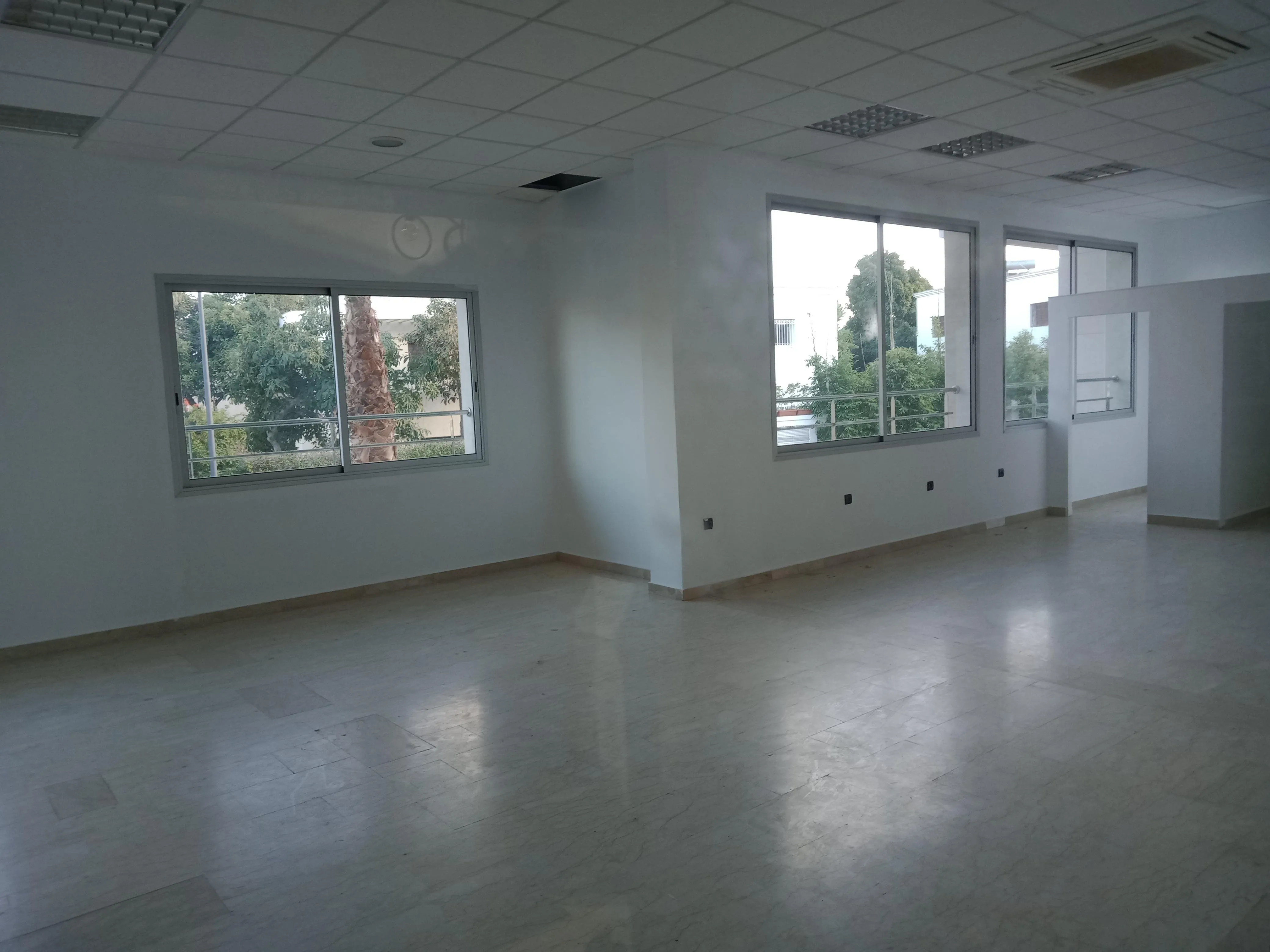 Location bureau à louer situé à Anfa Casa - الدار البيضاء (3)