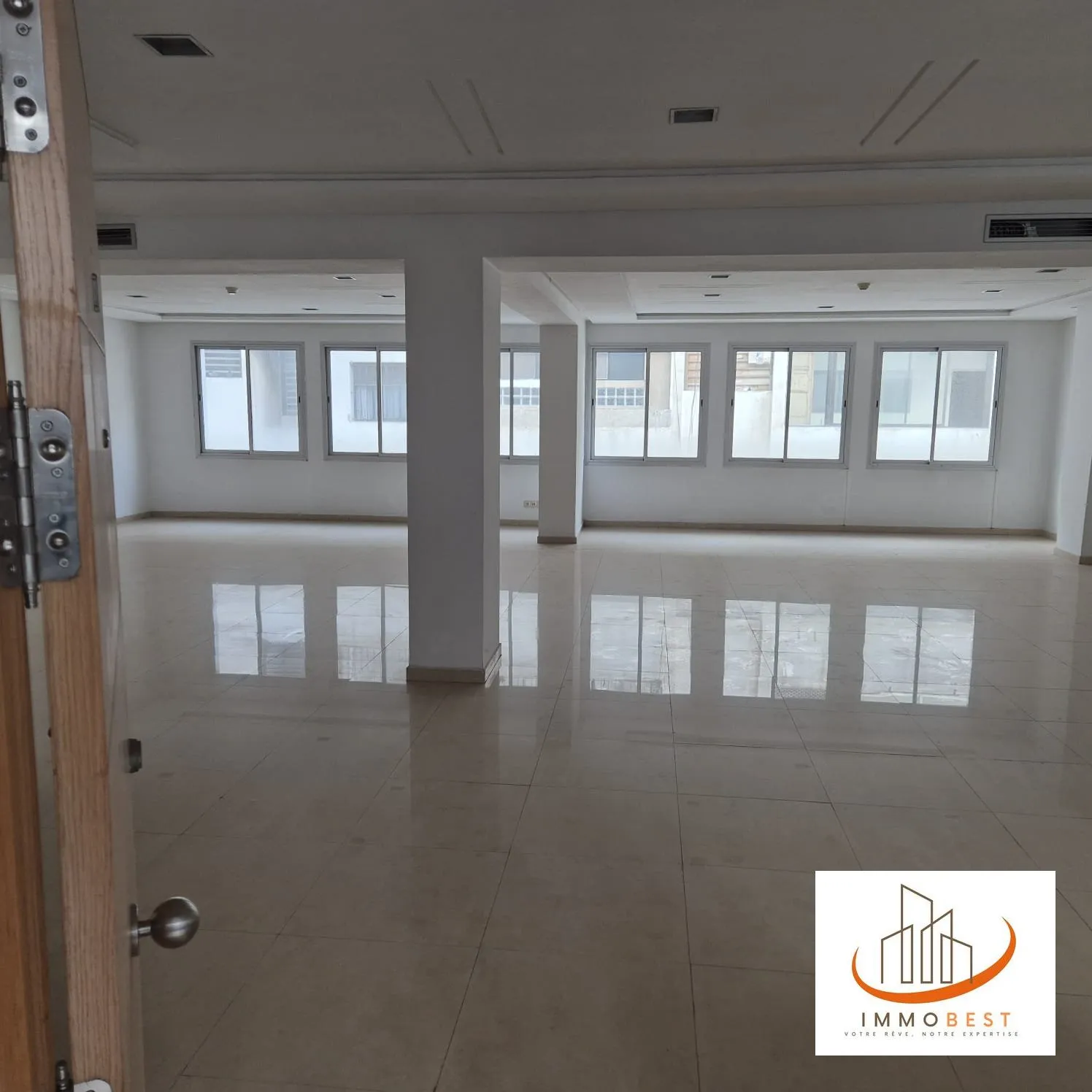 Bd Anoual location de 2 Bureaux Haut Standing 124 m² - الدار البيضاء