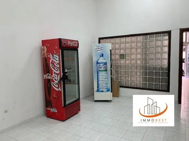 Racine, proximité de Zara,  location d’un local Commercial 70 m² - الدار البيضاء (4)