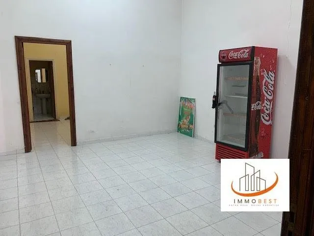 Racine, proximité de Zara,  location d’un local Commercial 70 m² - الدار البيضاء (2)