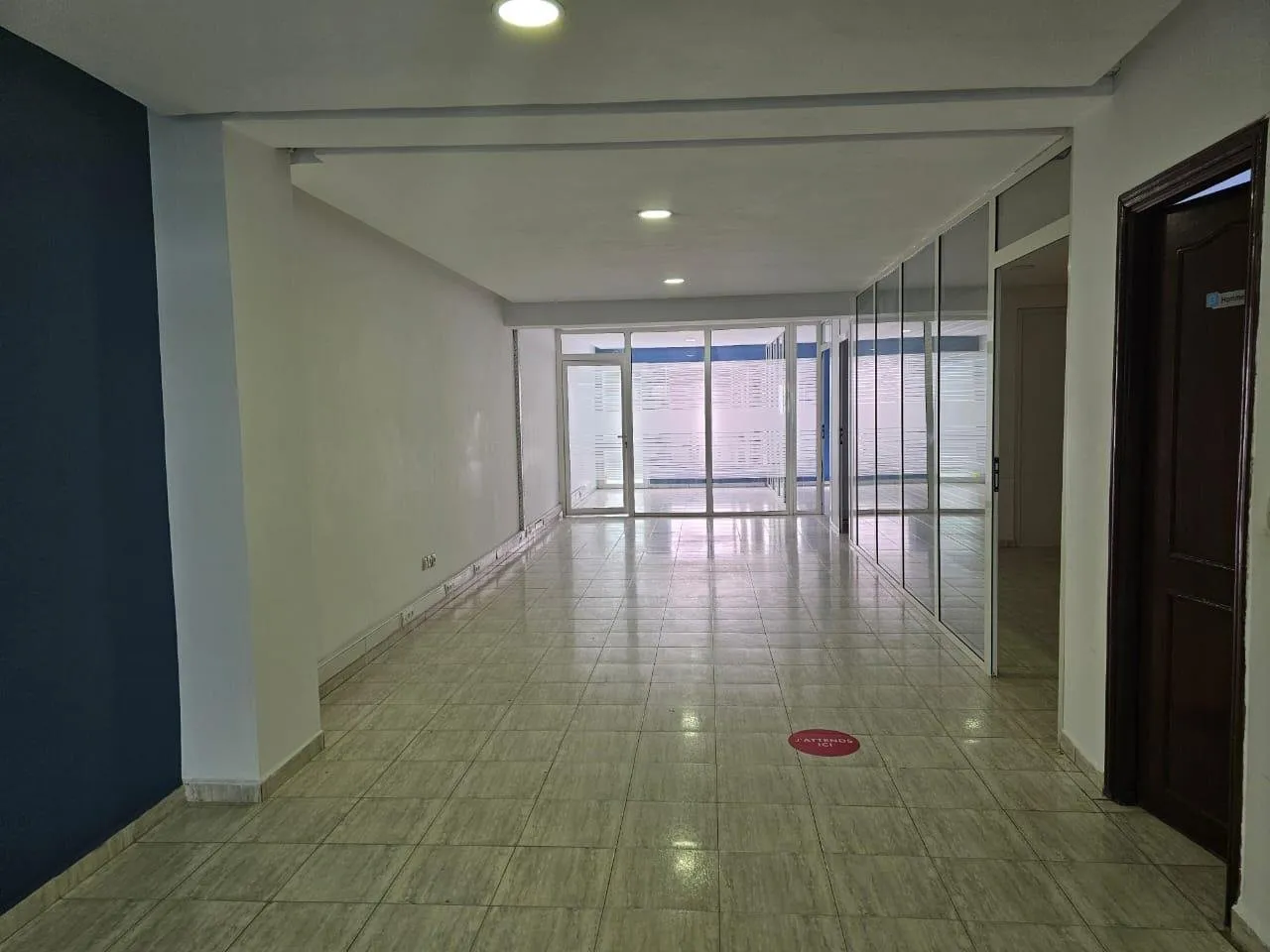 Plateau bureau cloisonnÃ© 160mÂ² Ã  louer Ã  Bourgogne - الدار البيضاء