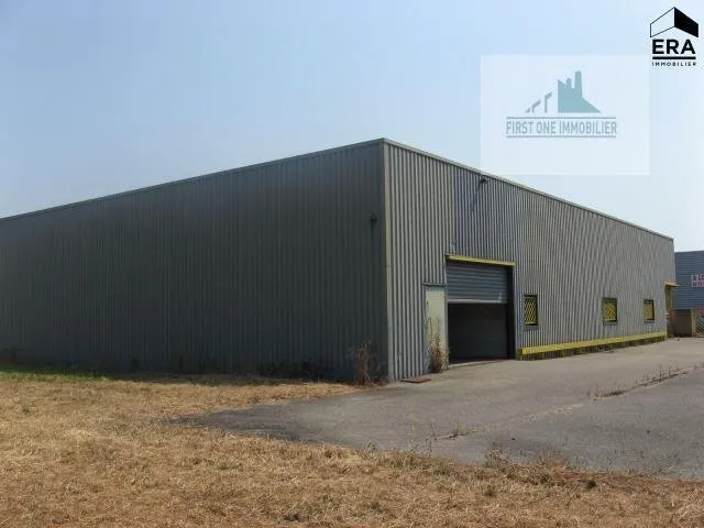 Dépôt 2000m2 dont 1000m2 couvert Route d'El Jadida - الدار البيضاء