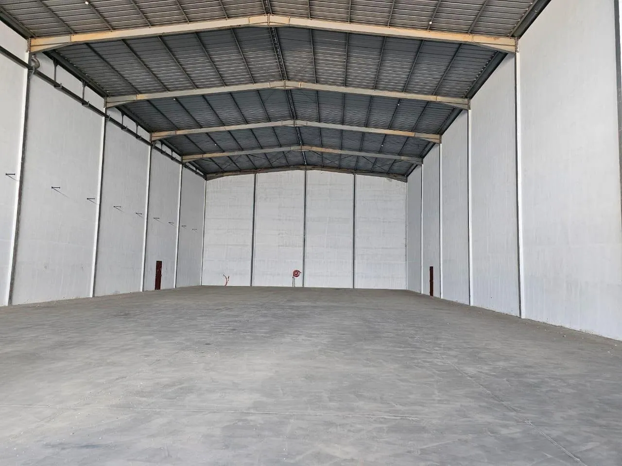Beau entrepÃ´t local stockage Ã  louer Ã  Nouacer - الدار البيضاء (3)