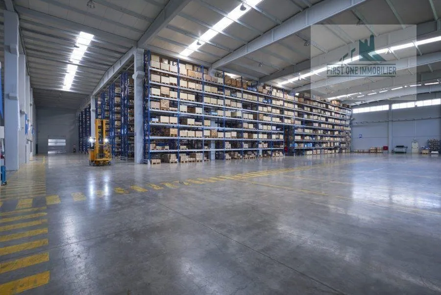 Dépôt stockage d'une superficie de 2720 m² - الدار البيضاء (2)