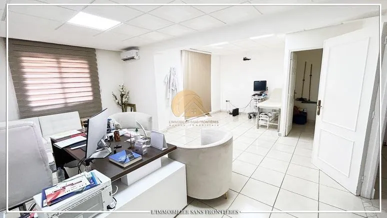 Bureau 105m² à louer, Gueliz - مراكش