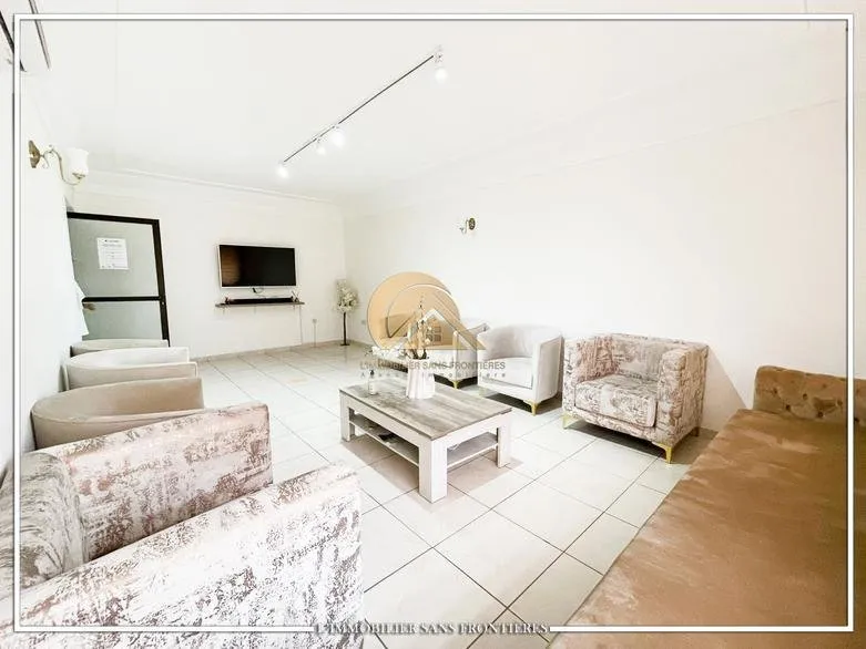 Bureau 105m² à louer, Gueliz - مراكش (3)