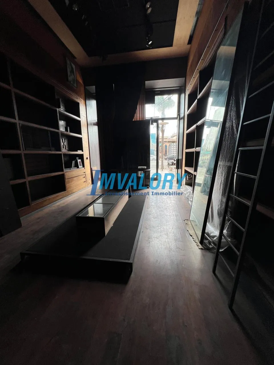 A louer local commercial 256M² BD Massira - الدار البيضاء