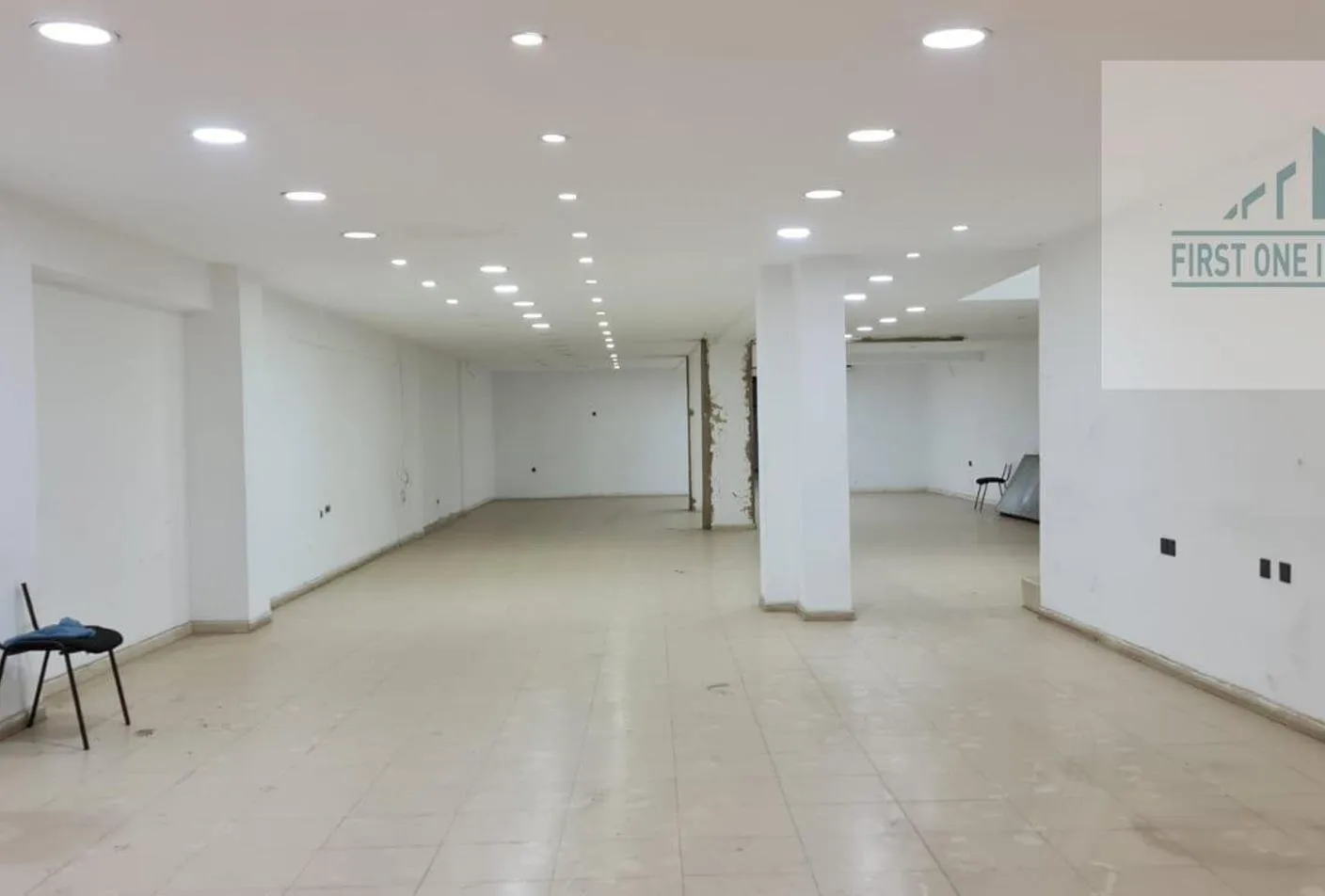 Local commercial 500 m² Val Fleuri - الدار البيضاء