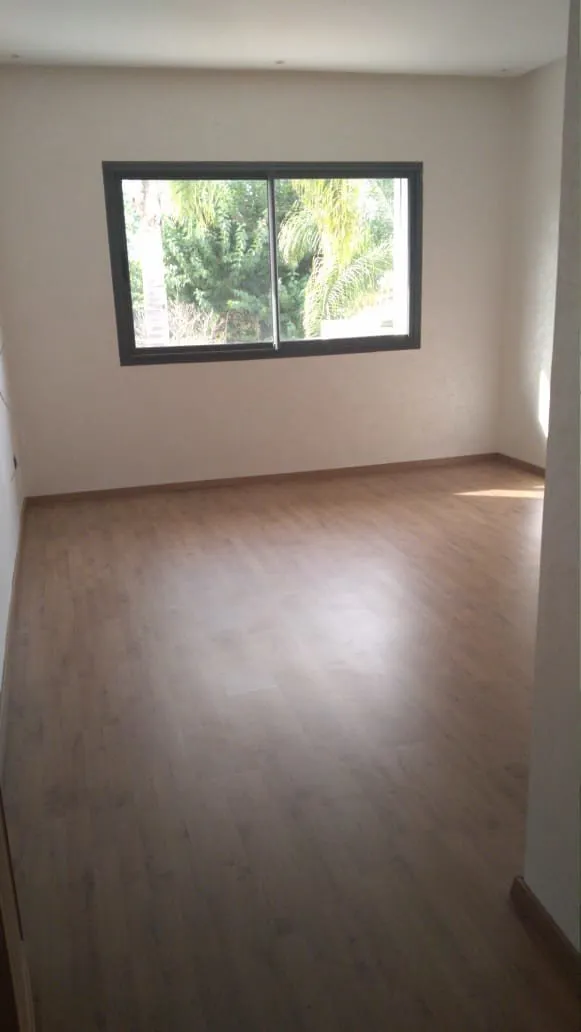 Bureau à louer situé à Agdal Rabat 90m2 - فاس (3)