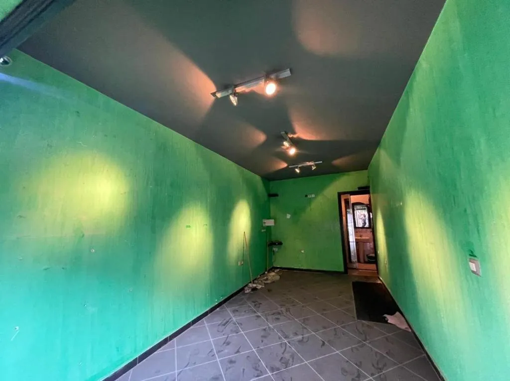 Local commercial en plein centre pour la location - طنجة