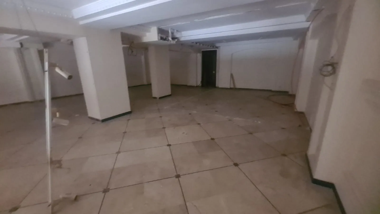 Locale commercial sur bd aïn taoujtate - الدار البيضاء (4)
