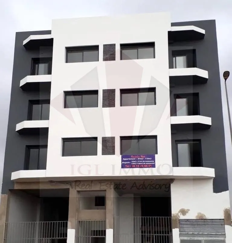 Local commercial de 186m2 à Ouled Saleh Bouskoura - النواصر