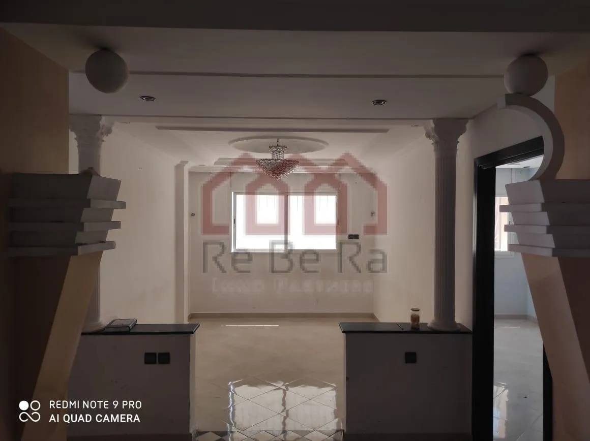 Bureau avec 2 façades - الرباط