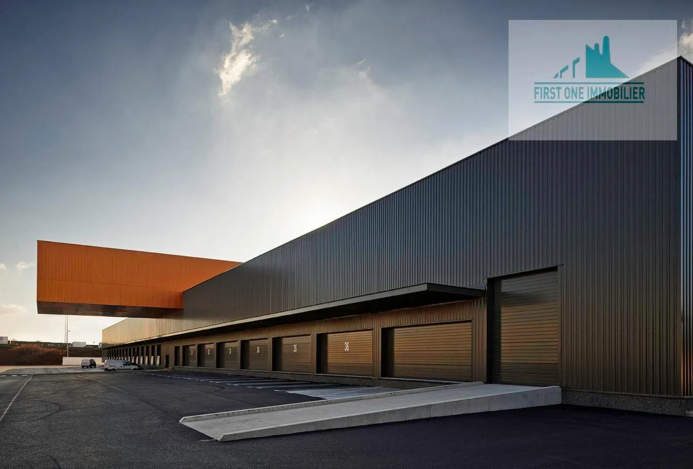 Local industriel 780 m² situé dans ZI Lissasfa - الدار البيضاء