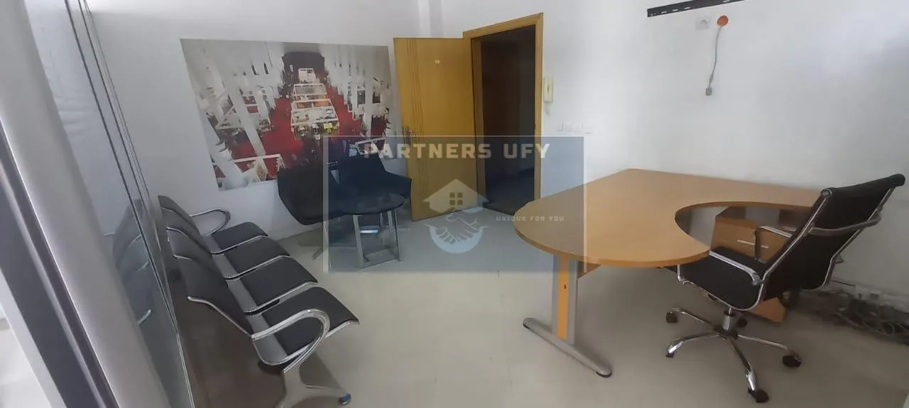BUREAU A LOUER SUR ZERKTOUNI COTE BOULEVARD ANFA - الدار البيضاء (4)