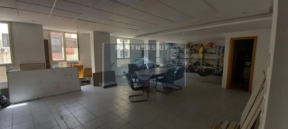 BUREAU SPACIEUX AU CŒUR DE ANFA BIEN ENSOLEILLE - الدار البيضاء (3)
