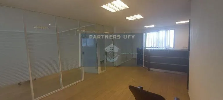 LOCATION DE BUREAU BEAU MODERNE SUR BOULEVARD D'ANFA - الدار البيضاء
