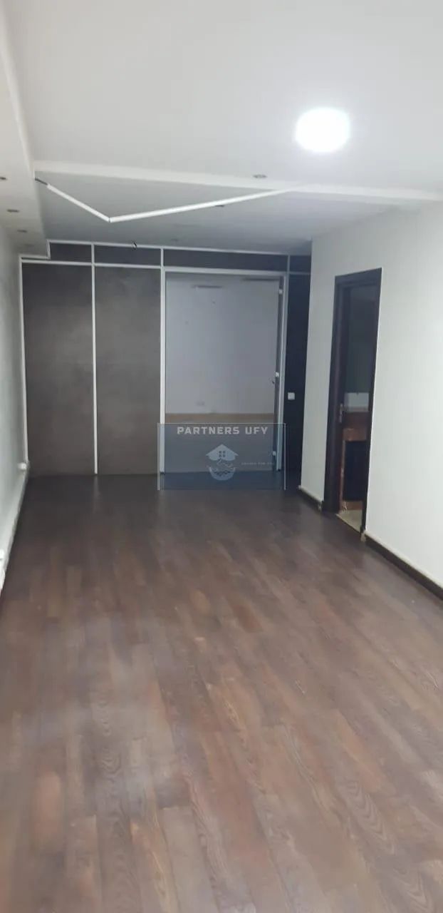 BEAU BUREAU AVEC DOUBLE VITRAGE A ANFA - الدار البيضاء (3)
