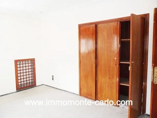 A louer à Rabat villa à usage bureau au quartier Souissi - الرباط (4)