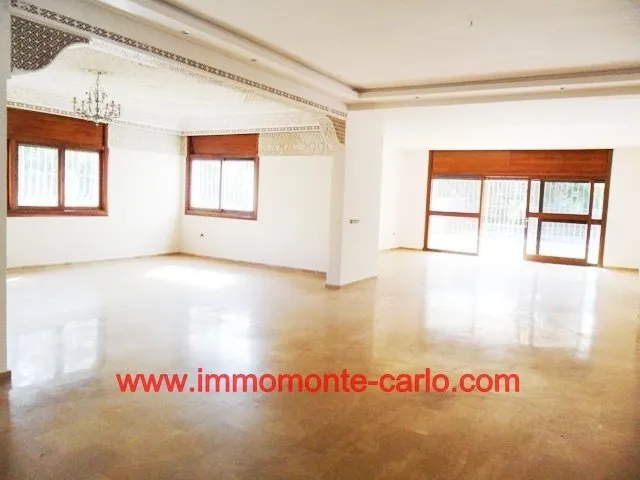 Villa a louer à usage bureau à Souissi à RABAT Maroc - الرباط (2)