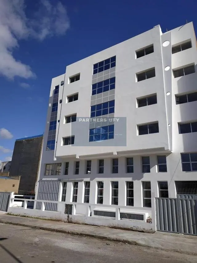 Immeuble neuf à louer. Situé en zone industrielle à Ain Sebaa  Casablanca - الدار البيضاء