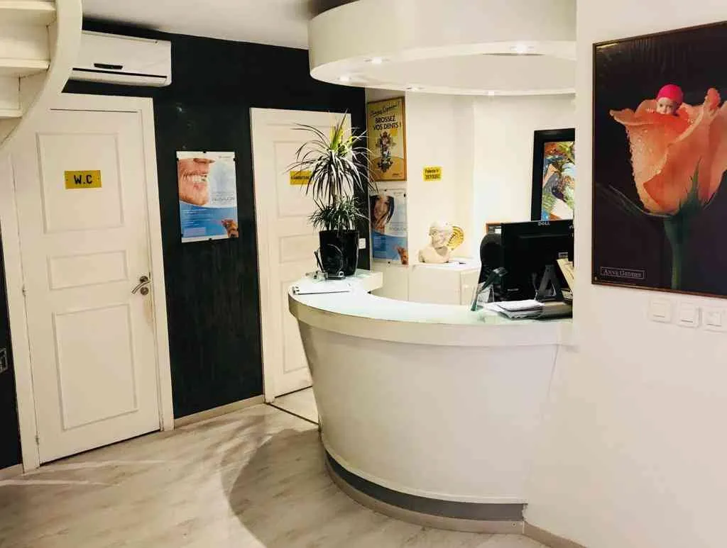 Bureau en location semi meublée de 165 m2 - الدار البيضاء (4)