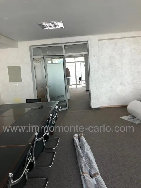 Plateau Bureau standing à louer à Rabat à Souissi - الرباط (4)