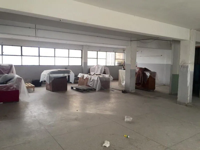 Local commercial à louer de 665 m² - Maarif - الدار البيضاء (2)