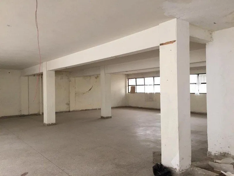 Local commercial à louer de 665 m² - Maarif - الدار البيضاء (3)