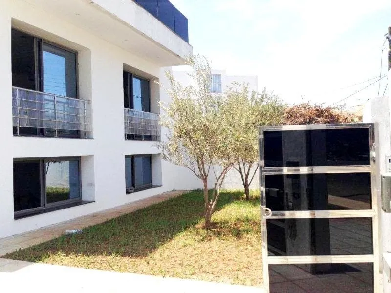 Villa à usage de bureau de 330 m² Chantilly - الدار البيضاء (3)