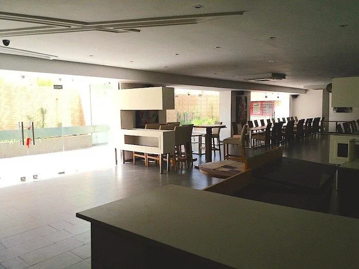 Local commercial à louer de 400 m² - Sidi Maarouf - الدار البيضاء (3)