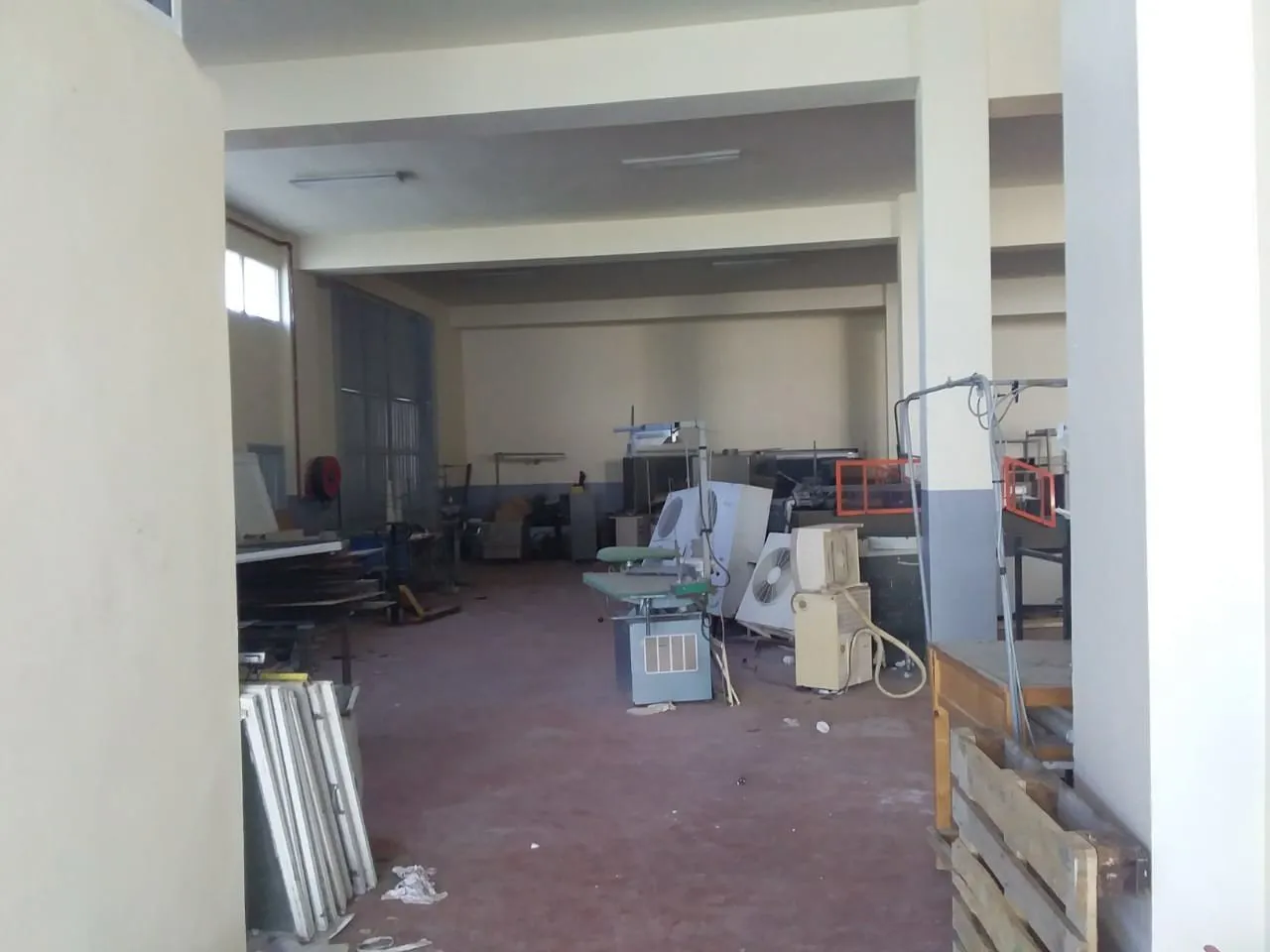 local 600 m² - طنجة