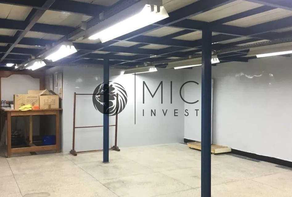 BEAU COMMERCE / DÉPÔT AMÉNAGÉ DE 180 M² - الدار البيضاء