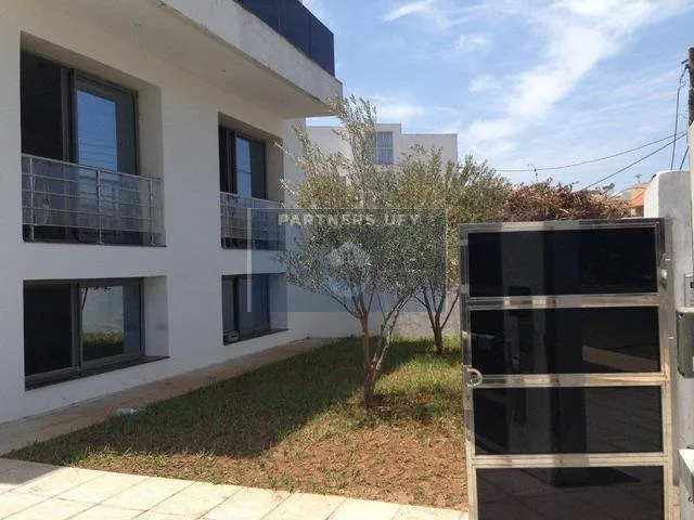 Villa à usage bureaux  construite sur deux niveaux à louer - Casablanca - الدار البيضاء (2)